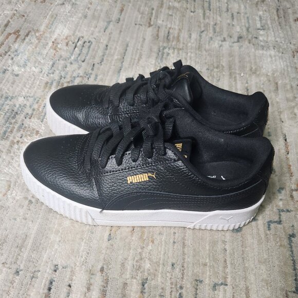 Puma Women's Carina Sneakers. Black with the Gold Puma Logo, size 8.5 - Picture 1 of 7